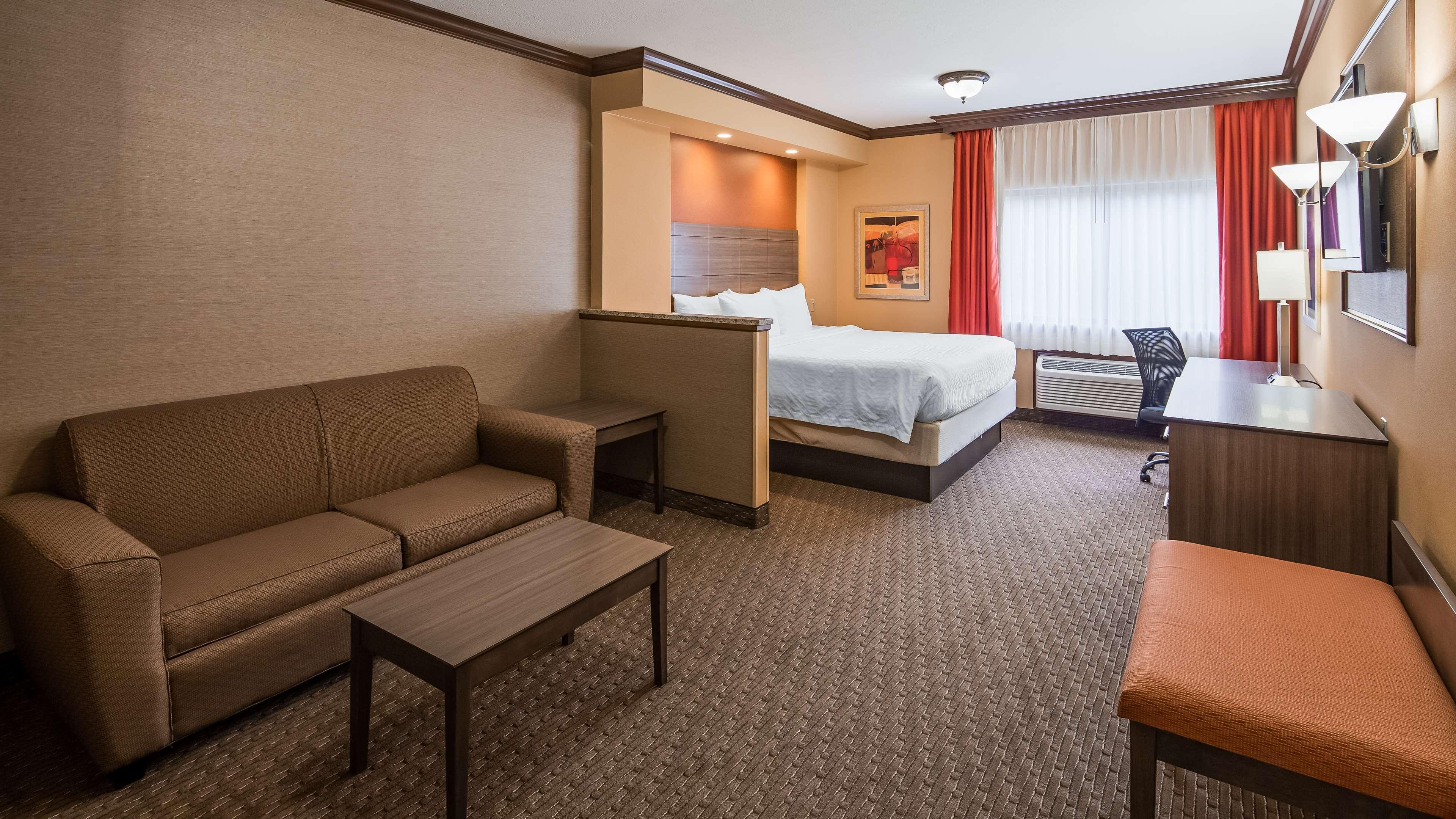 Best Western Plus North Canton Inn & Suites Eksteriør billede