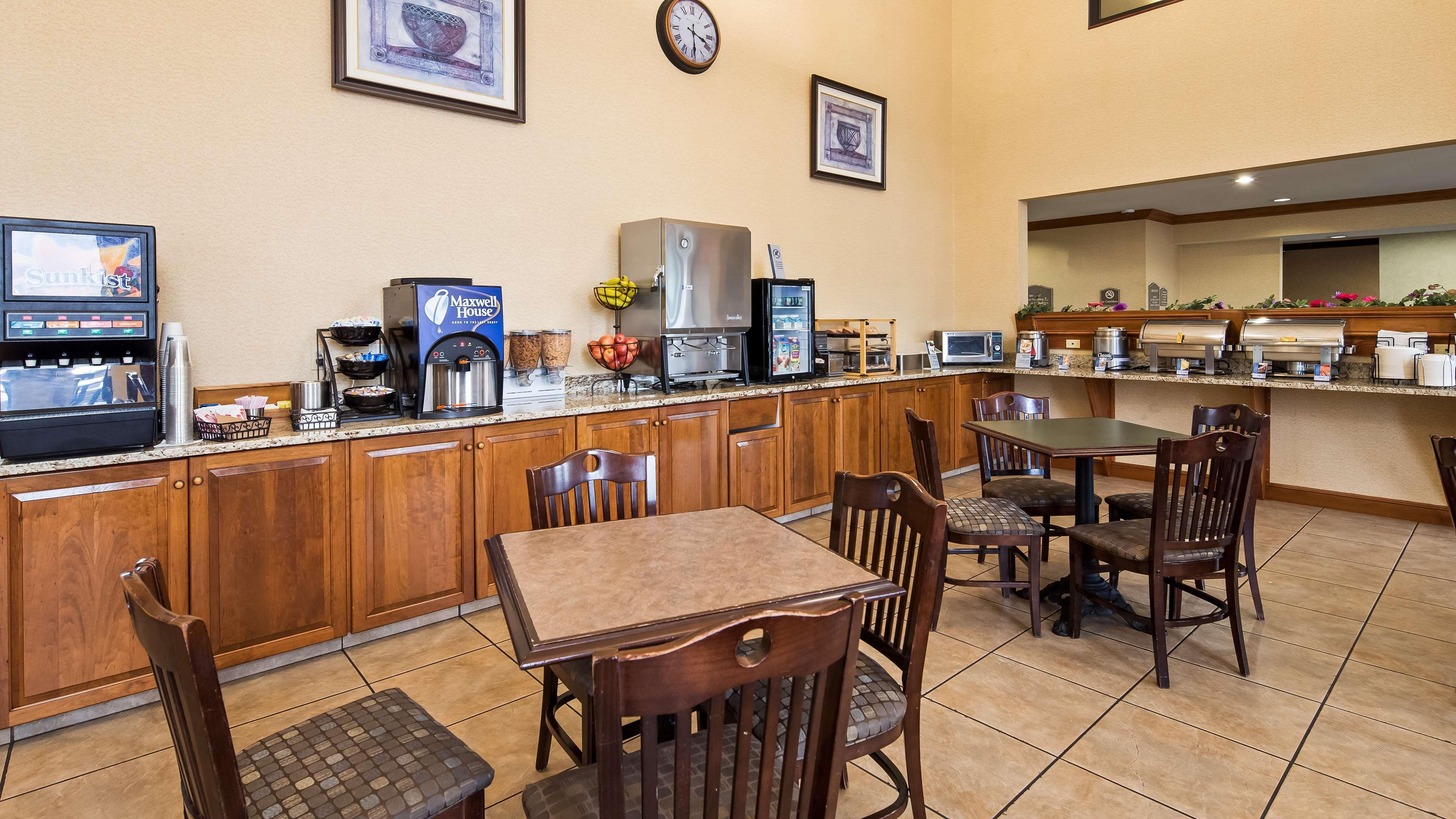 Best Western Plus North Canton Inn & Suites Eksteriør billede