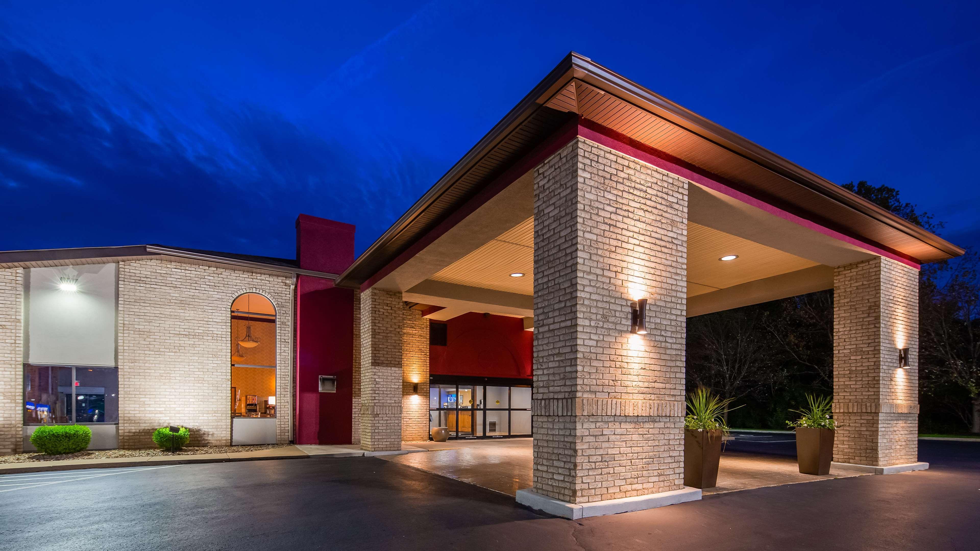 Best Western Plus North Canton Inn & Suites Eksteriør billede